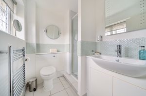En Suite- click for photo gallery